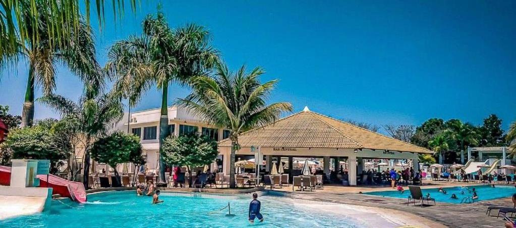 L'acqua Diroma - Confortaveis - Diversao Garantida - Piscina De Ondas Exclusiva Apartamento Caldas Novas